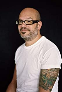 How tall is David Cross?